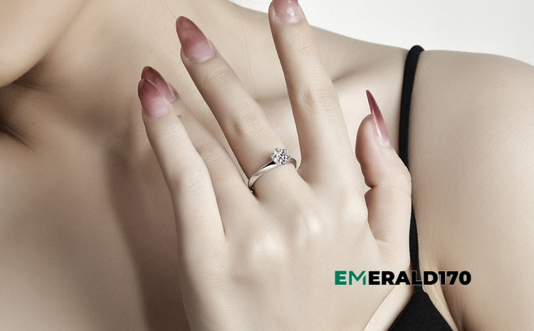 diamond ring Silver synthetic